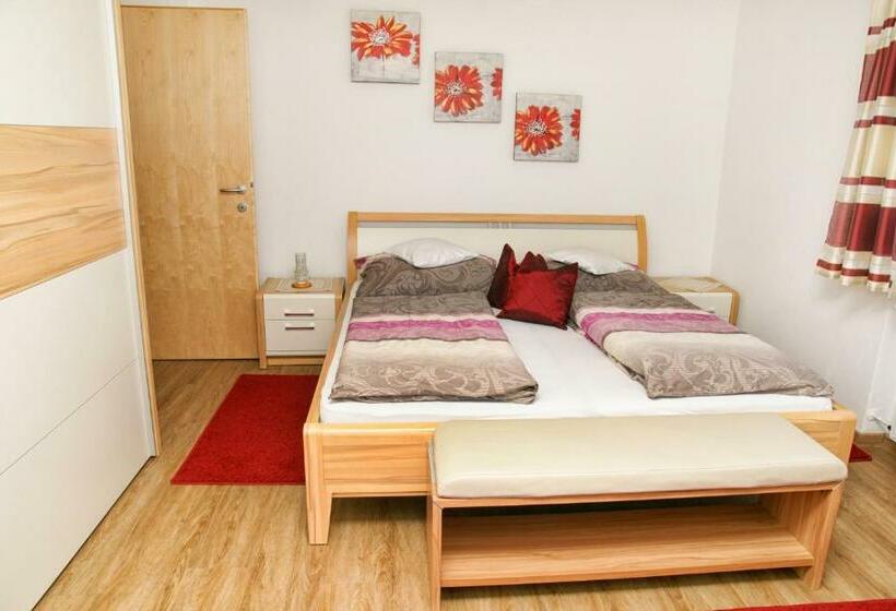 Апартаменты 1 Спальня, Haus Gabriela