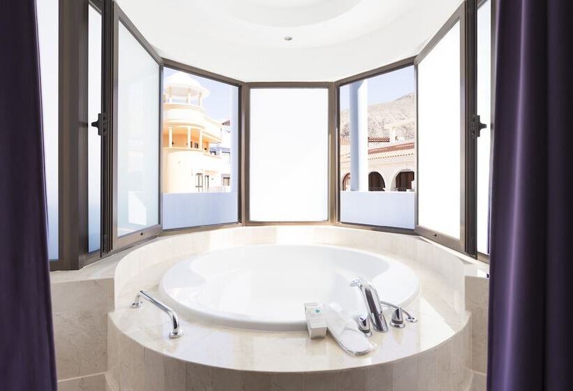Люкс 3 Спальни, Atlas Suites Tenerife