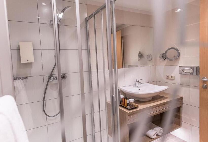 اتاق استاندارد با چشم‌انداز باغ, Das Balance   Spa & Golf Hotel Am Wörthersee