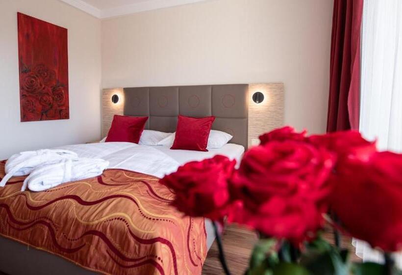 اتاق استاندارد با چشم‌انداز دریاچه, Das Balance   Spa & Golf Hotel Am Wörthersee