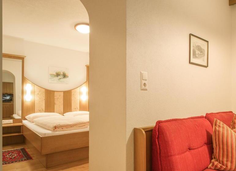 Comfort room with lake view, Ferienhof Neusacher Moser