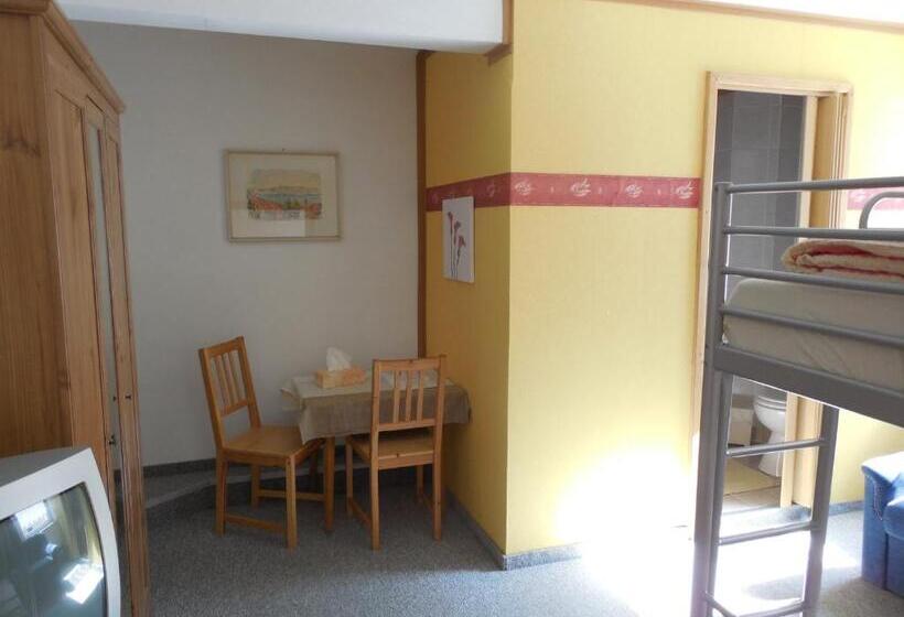 Четырехместный Номер Стандарт, Gasthaus Pension Marienhof