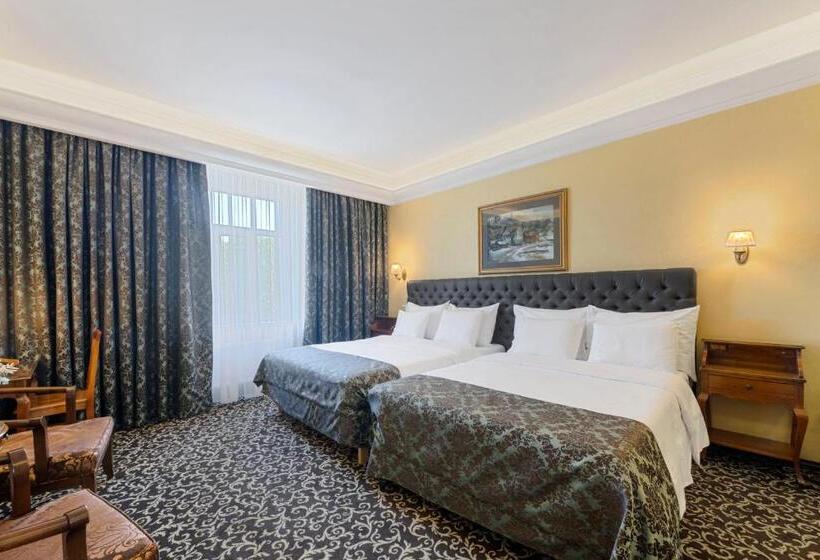 Standard Quadruple Room, Jelgava