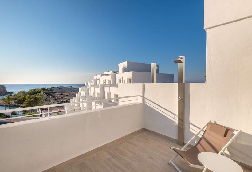 جناح جونيور مطلّ علي البحر, Barceló Portinatx   Adults Only