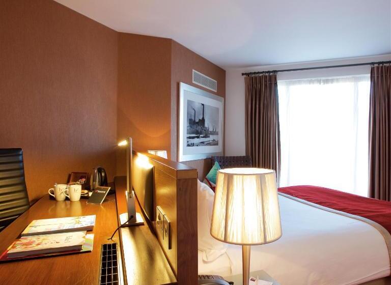 Номер Клуб, Bermondsey Square Hotel   A Bespoke