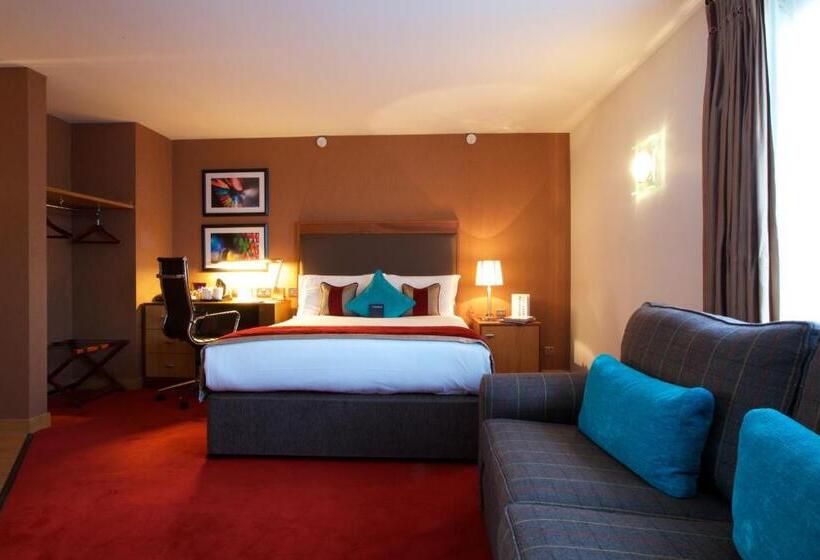 Семейный Номер, Bermondsey Square Hotel   A Bespoke