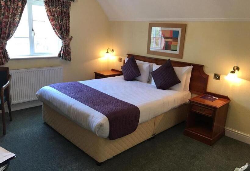 Номер Стандарт, Harefield Manor