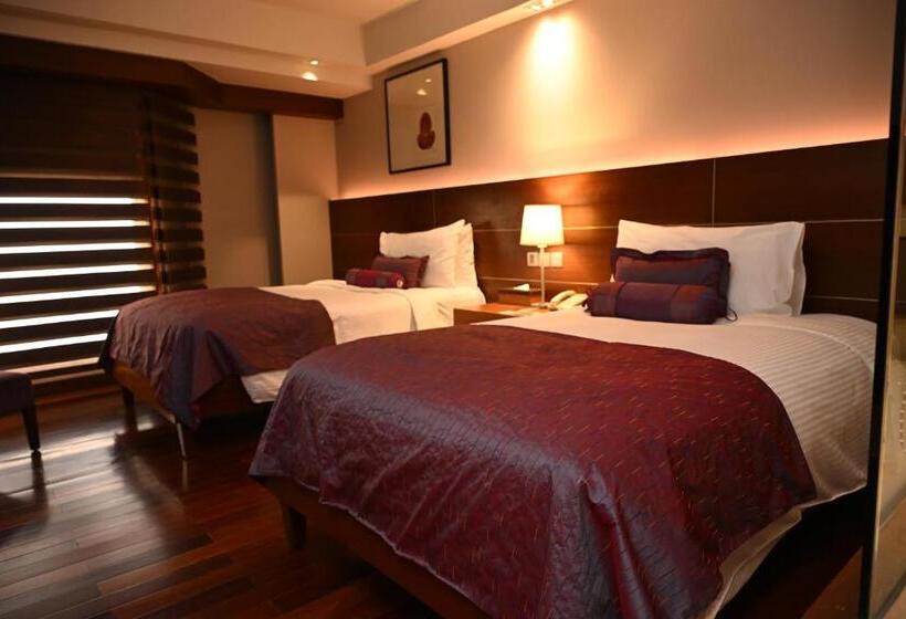 اتاق اجرایی, The Lalit New Delhi
