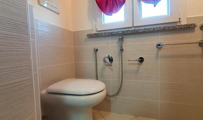 Номер Deluxe Кровать Кинг, Alepou Guest House