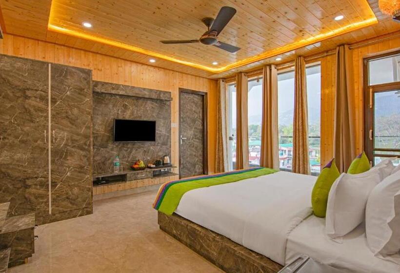 Quarto Deluxe, Treebo Ortus Residency