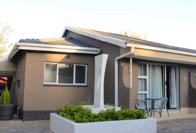 اتاق استاندارد با چشم‌انداز باغ, Comfort E Casa