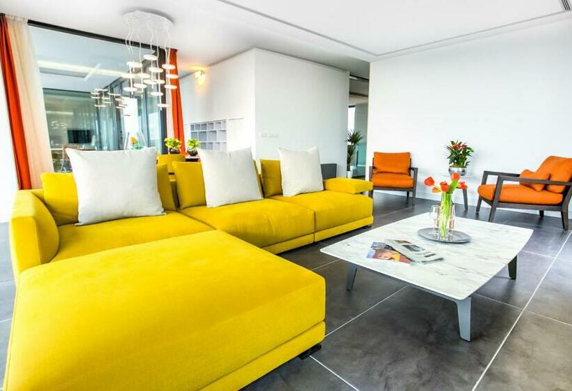 Апартаменты Deluxe 3 Спальни, Cosmo Apartments Sants