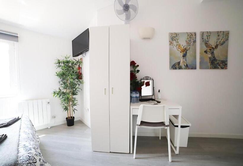 Quarto Familiar, Guest House Triunfo