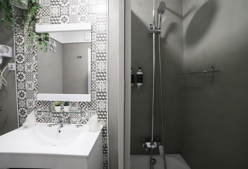 Quarto Familiar, Guest House Triunfo