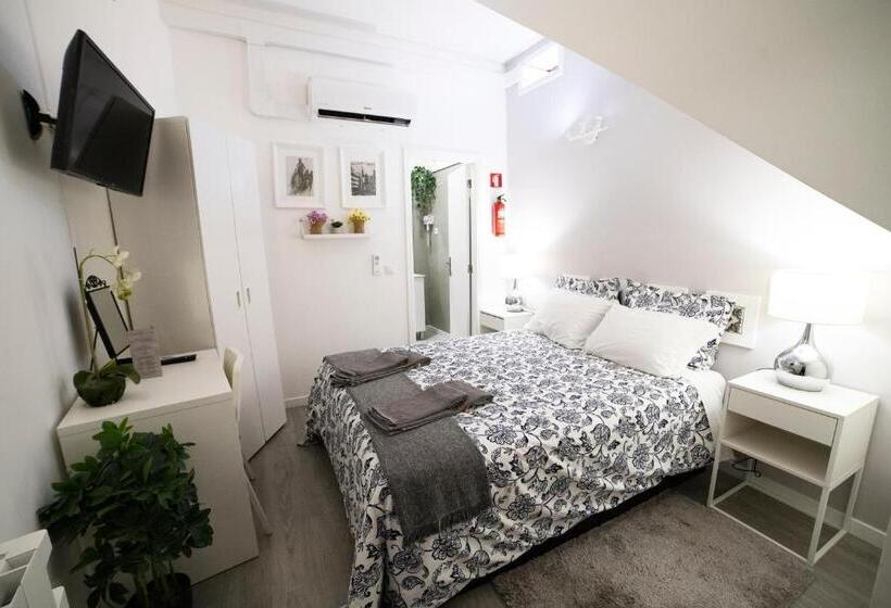 Quarto Estandar Interior, Guest House Triunfo