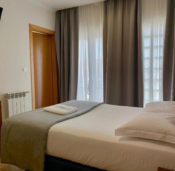Quarto Estandar, Vila Verde
