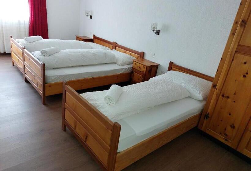 Номер Стандарт Трехместный, B&b Alpenrösli