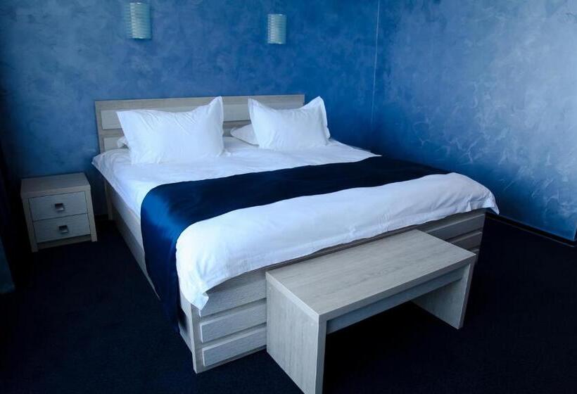 스위트, Perlyna Resort