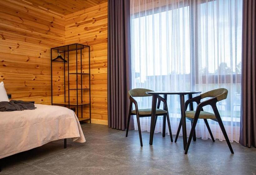 수피리어 방갈로, Perlyna Resort