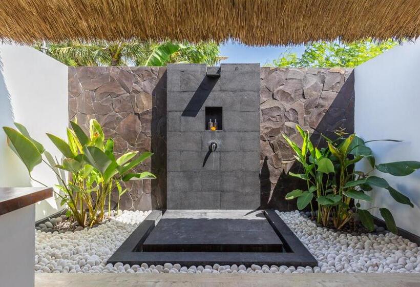 Номер Deluxe, Emocean Beach Boutique Dive Resort