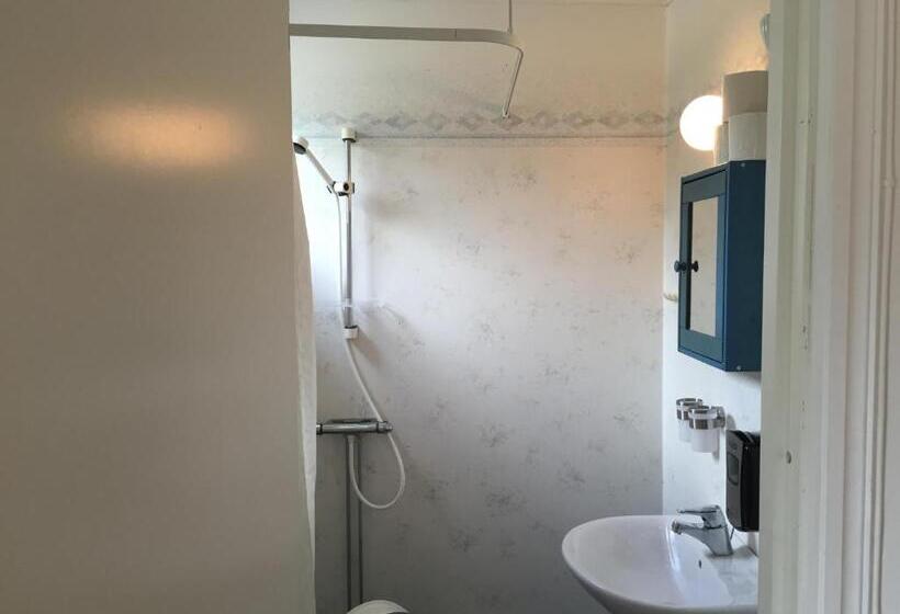 基本间, Böda Hotell