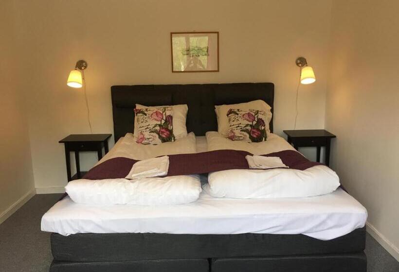 基本间, Böda Hotell