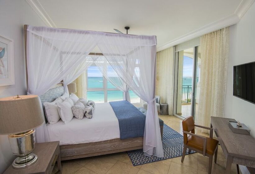 سوییت با چشم‌انداز دریا, Seven Stars Resort & Spa