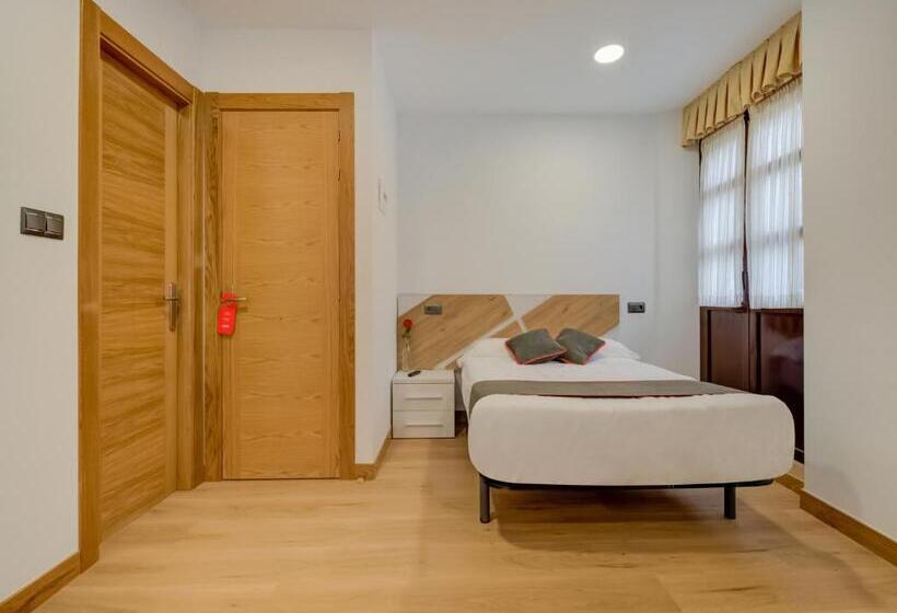 4인용 스탠다드 룸, Hostal Restaurante La Pinta