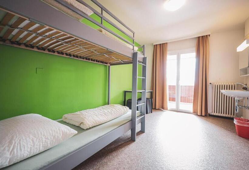 חדר סטנדרט חדר אמבטיה משותף, Arosa Mountain Lodge