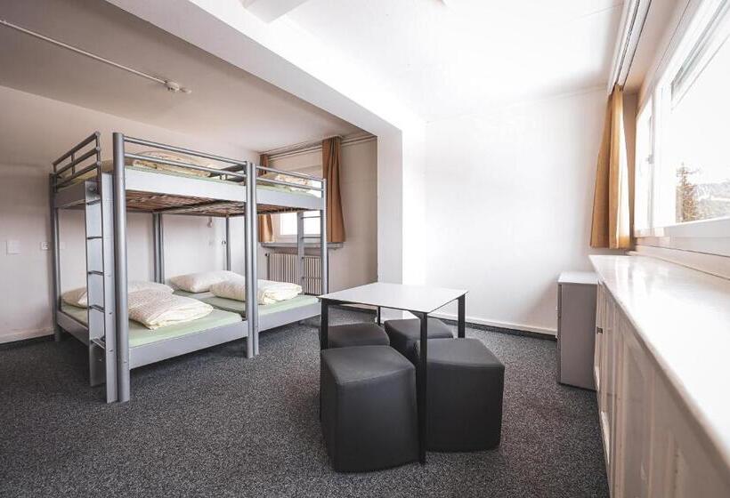 חדר סטנדרט לארבעה, Arosa Mountain Lodge