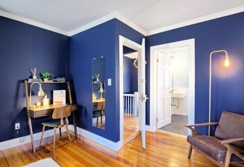 Люкс Повышенной Комфортности, Nautical Nest Hudson