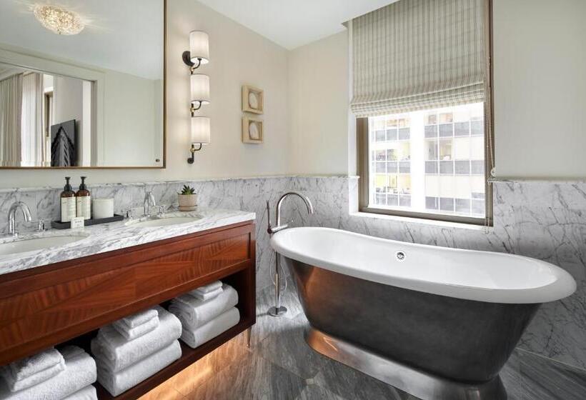 سوییت, The Wall Street Hotel New York City