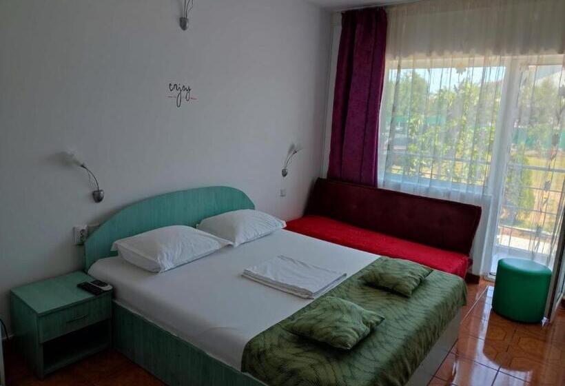 Номер Стандарт Трехместный, Vila Fery Costinesti