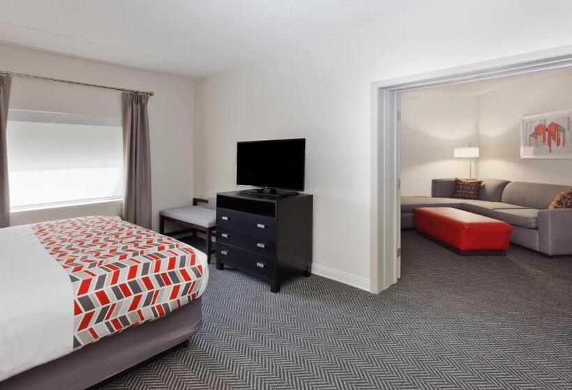 Suite King Size Bed, Sonesta Essential Columbus