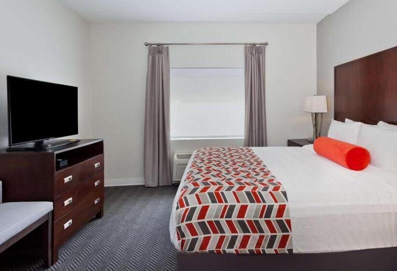 Standard Szoba King Size Bed, Sonesta Essential Columbus