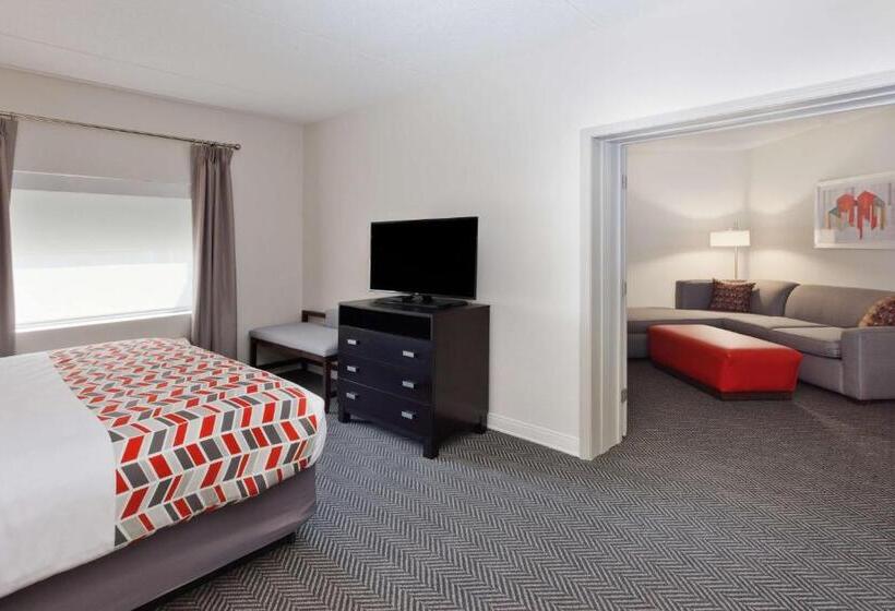 Mozgáskorlátozott Suite, Sonesta Essential Columbus