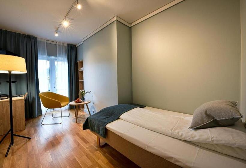 Quarto Estandar Individual com Vistas, Brakanes