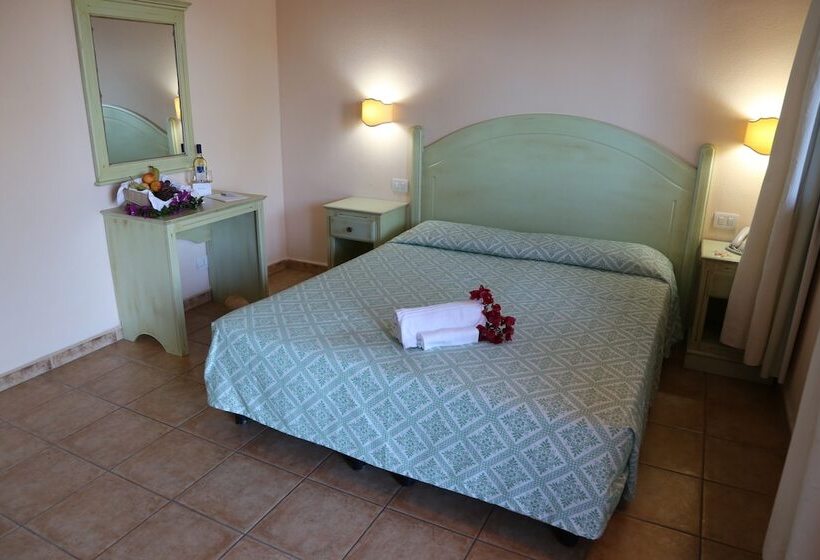 اتاق استاندارد چهار تخته, Club Esse Cala Gonone
