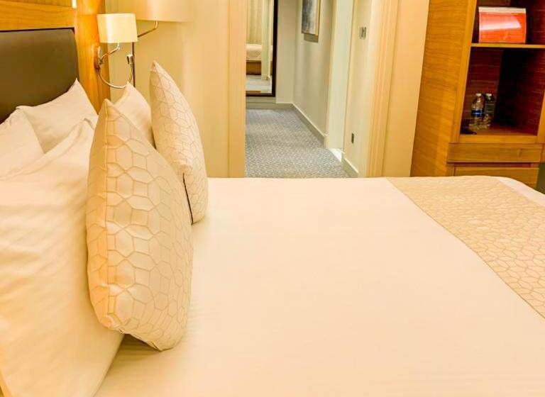 Suíte Presidencial, Grand Swiss Belhotel Waterfront Seef