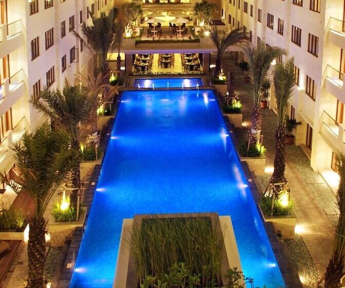 Номер Superior, Aston Kuta Hotel And Residence
