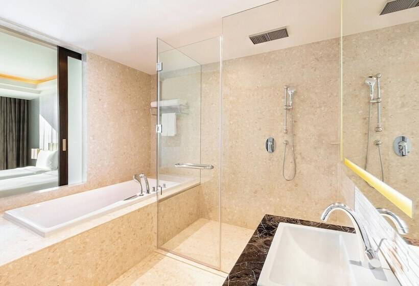 سوئیت سلطنتی 2 خوابه, Chiang Mai Marriott