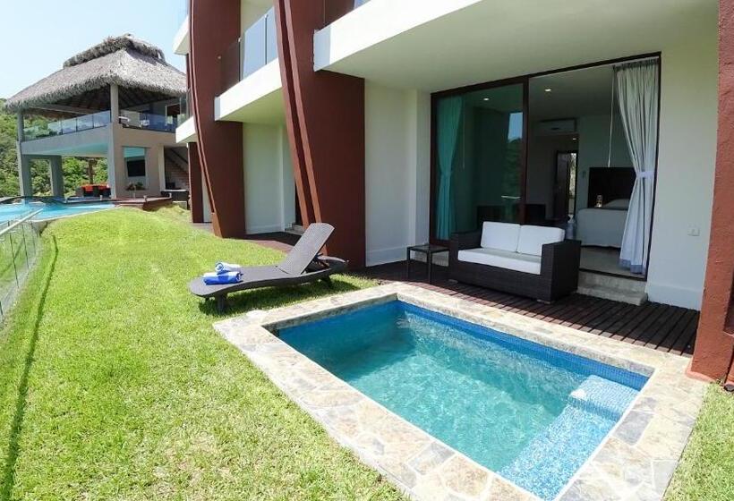 Suite with Pool, Pacific King