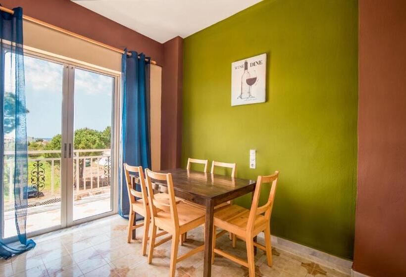 آپارتمان 3 خوابه, Southgate Apartments