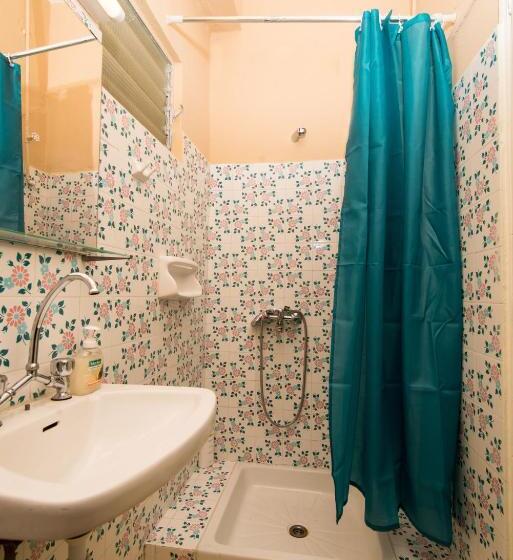 آپارتمان 2 خوابه, Southgate Apartments