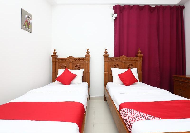 디럭스 룸, Nusantara Jerteh By Oyo Rooms