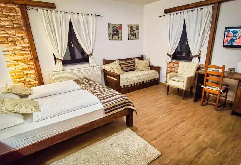 Семейный Номер Вид на Сад, Etno Garden Exclusive Rooms