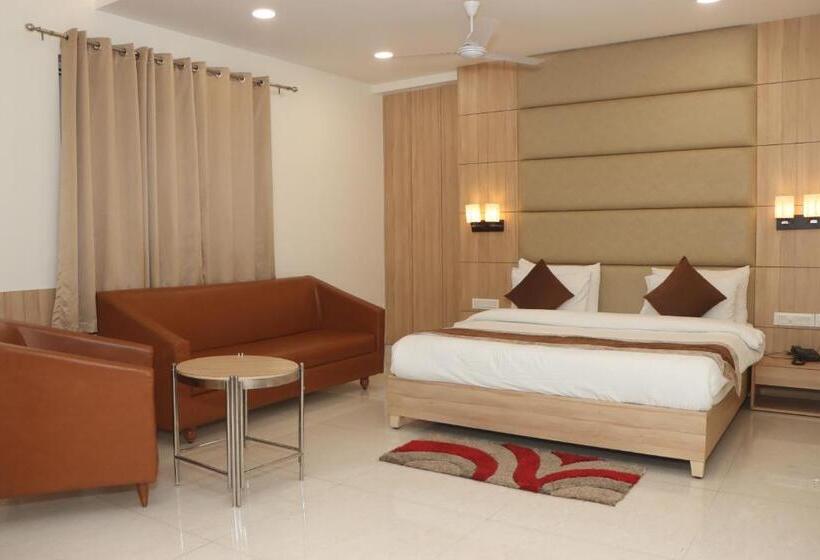 Номер Superior Кровать Кинг, Pradeep Star Inn