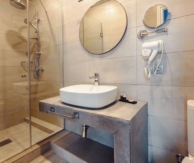 اتاق لوکس, Meta Business Hotel By King David