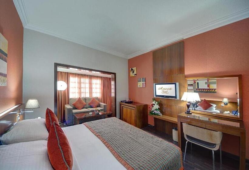سوییت لوکس, Ascot
