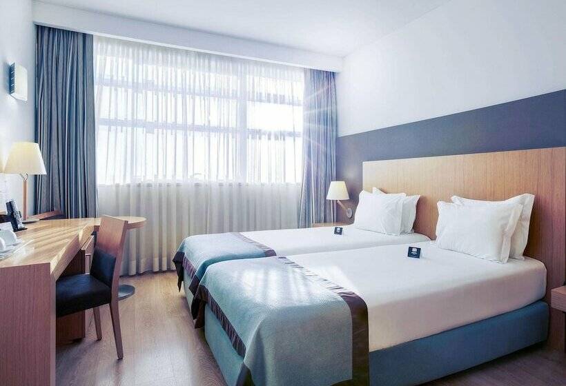 Номер Престиж, Mercure Lisboa Almada